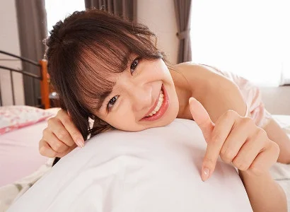 Cô chị dâm đãng giành lấy bạn trai của em gái